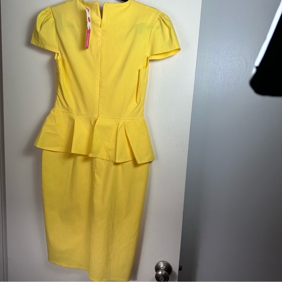 Goddess London Yellow Viscose V-Neck Vintage Inspired Peplum Pinup Dress NWT 4? - Picture 3 of 16